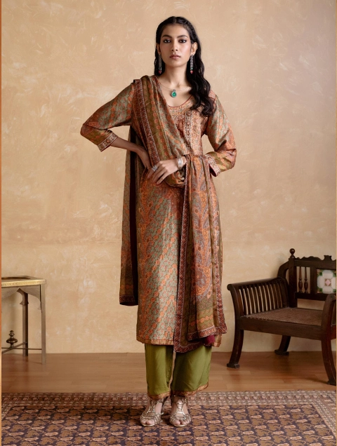Khaki Dia Suit Set